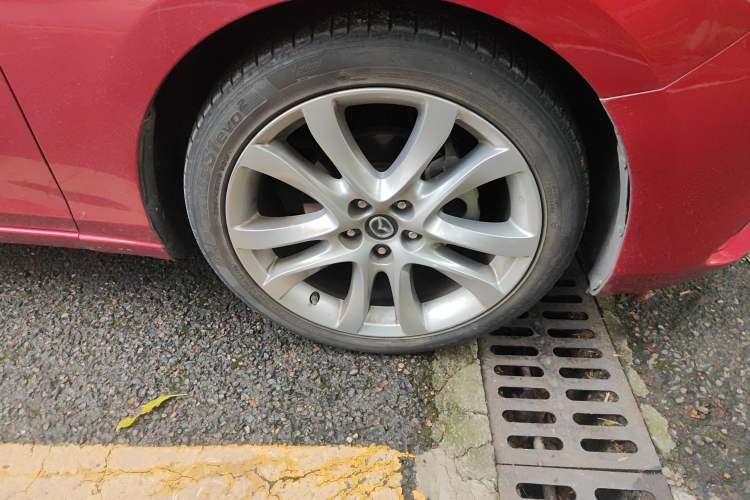 Used Mazda Atenza 2014 2.5L Blue Sky Prestige Edition Right Front Wheel Hub