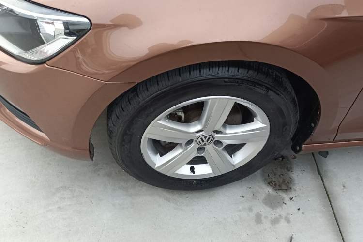 Used Volkswagen Lamando 2017 230TSI DSG Fashion Edition
