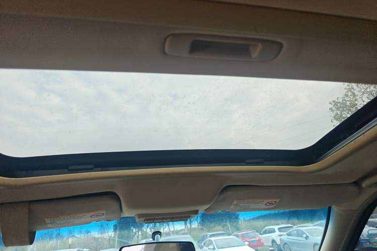 Used Buick GL8 2011 2.4L LT Executive Edition
