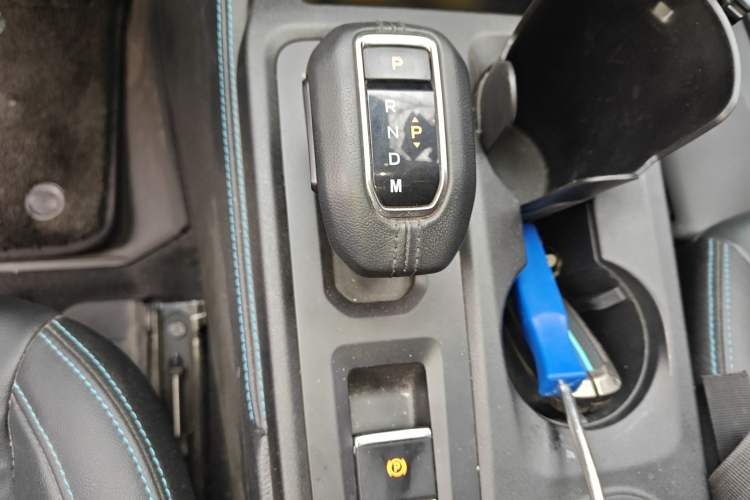 Used Ford Ranger 2023 Shanlin 4x4 Automatic Version Gasoline Gear Lever