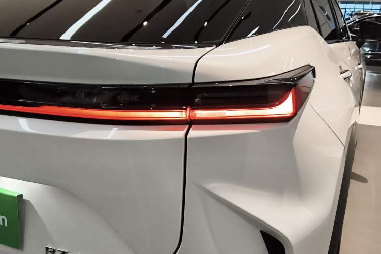 Used Lexus RZ 2023 450e All-Wheel Drive Luxury Edition