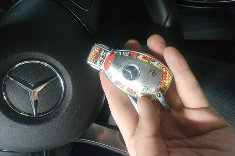 Used Mercedes-Benz GLC 2018 GLC 260 4MATIC Luxury Model
