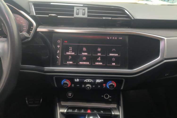 Used Audi Q3 2022 40 TFSI Fashion Dynamic Model
