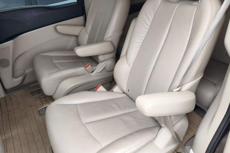 Used Buick GL8 2017 25S Prestige Version China V Standard Left Rear Seat