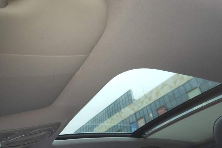 Used Roewe RX5 2023 PLUS 330TGI Automatic Trendsetting Smart Edition