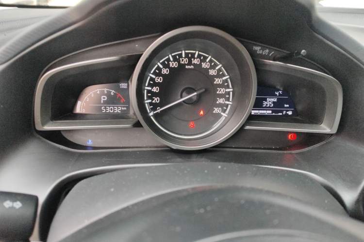 Used Mazda Mazda 3 Axela 2017 Sedan 1.5L Automatic Comfort Model Emission Standard China V
