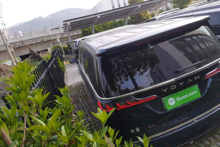 Used VOYAH Dream 2025 PHEV Four-Wheel-Drive Flagship Kunpeng Edition