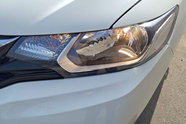 Used Honda Fit 2018 1.5L CVT Comfort Sunroof Version