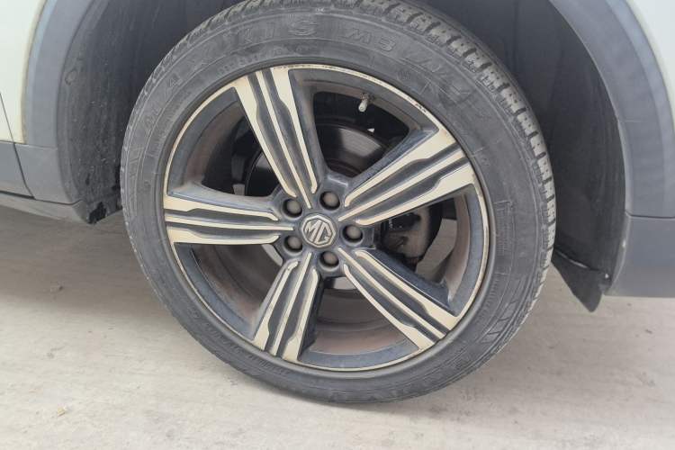 Used MG ZS 2018 1.5L Manual 65-inch Giant-Screen Sunroof Version China V Standard