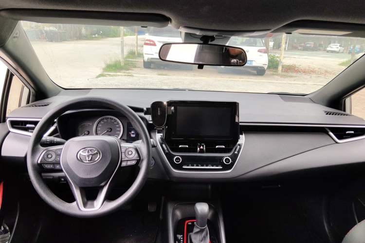 Used Toyota Levin 2021 Dual-Motor 1.8H E-CVT Sport Edition Center Console