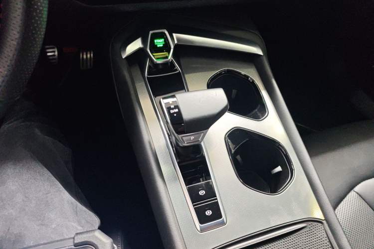 Used MG 7 2023 2.0T Automatic Trophy+ Ignition Glory Edition