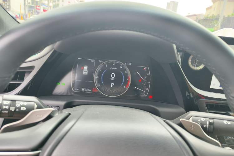 Used Lexus ES 2024 200 Premium Edition
