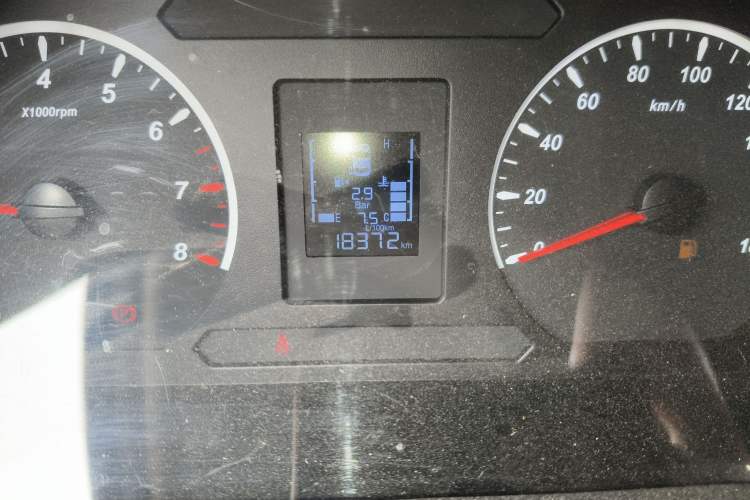 Used FORTHING Lingzhi 2022 M5 1.6L Practical 7-Seater