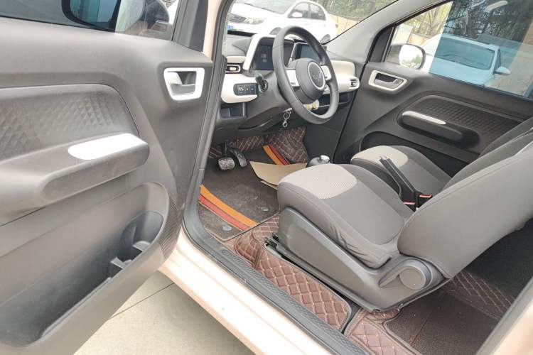 Used Wuling Hongguang MINIEV 2024 3rd Generation 215km Advanced Version Driver Seat