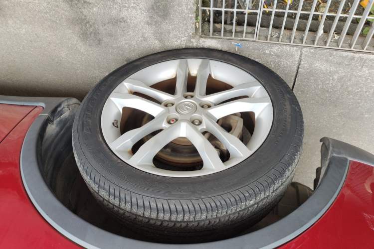 Used Changan CS35 2014 1.6L Manual Luxury Model China IV Standard