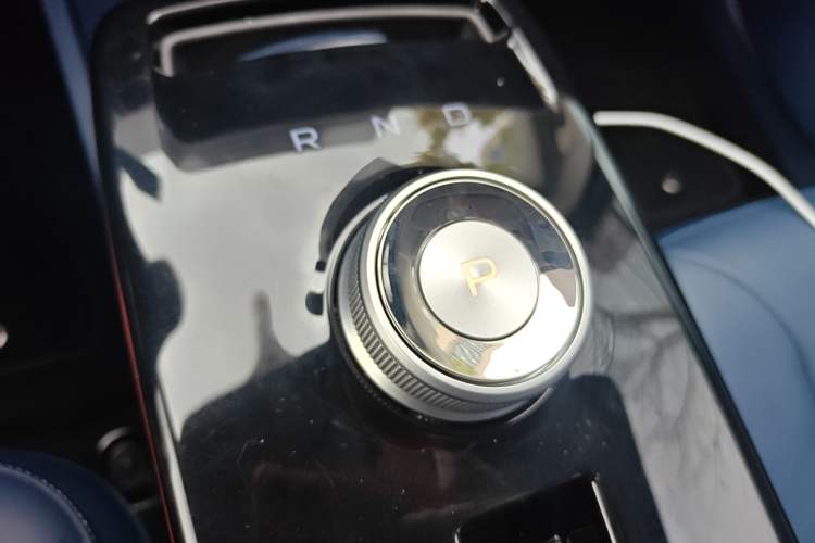 Used Geometry E Firefly 2022 401 km Linglong Tiger 4 Seats
