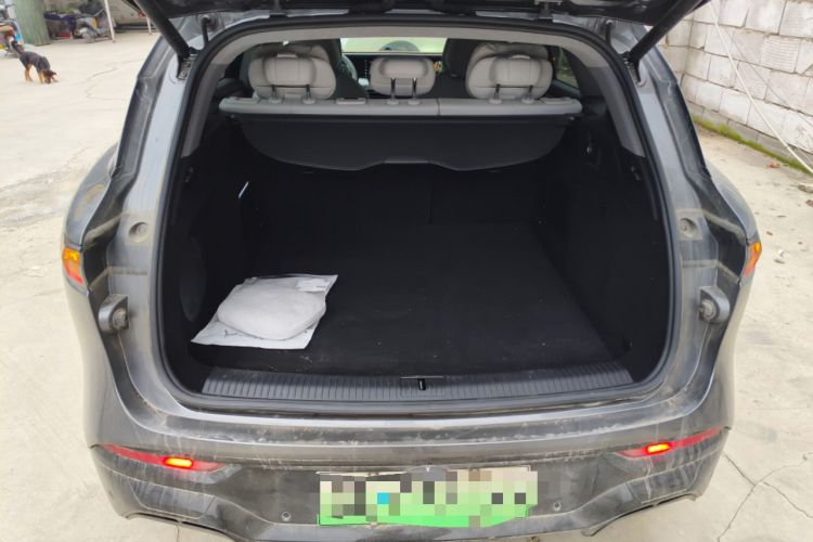 Used VOYAH FREE 2025 318 259 km All-Wheel-Drive Exploration Edition