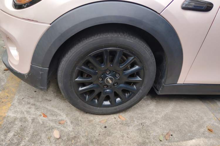 Used MINI 2015 1.5T COOPER Fun Five-Door Edition
