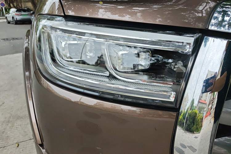 Used Great Wall Poer 2021 2.0T Global Version Passenger Automatic Diesel Two-Wheel Drive Comfort Trim Standard Cab GW4D20M
