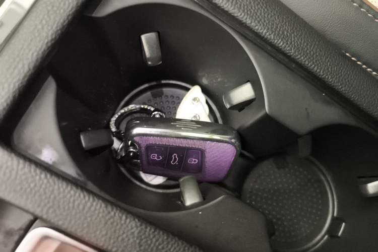 Used Volkswagen Magotan 2023 2 Million Units Commemorative Edition 330TSI DSG Luxury Version
