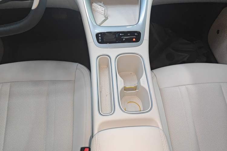 Used Geely Galaxy Geome 2025 310km Youth Edition Gear Lever