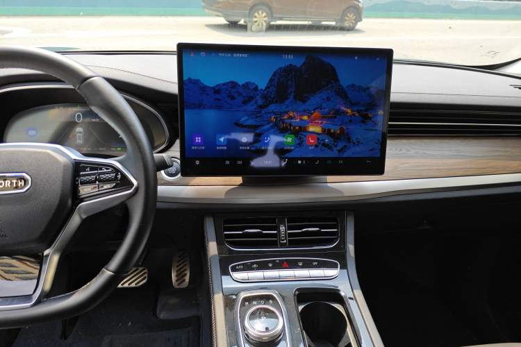 Used Skyworth HT-i 2024 1.5L PHEV 115KM Prestige Edition Audio And AC Panel