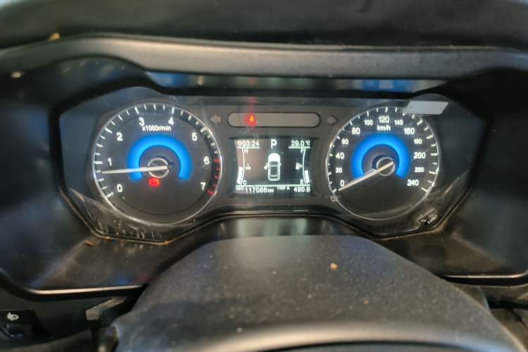 Used Dongfeng Fengon 580 2016 1.5T CVT Comfort Model
