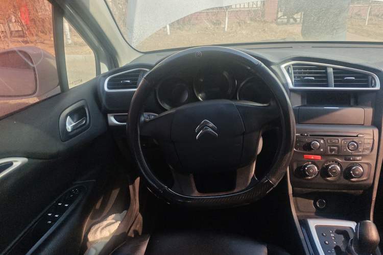 Used Citroen C4L 2013 1.8L Automatic Enjoyment Edition
