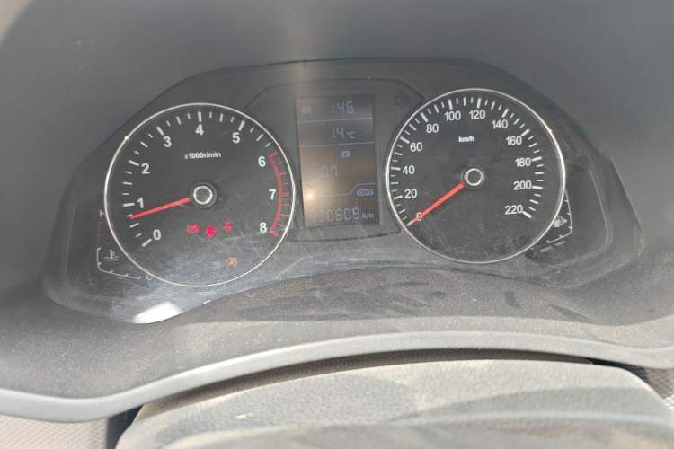 Used FAW Senya R7 2017 1.6L Manual Luxury Model