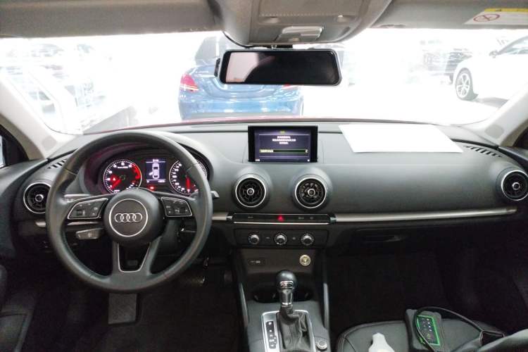 Used Audi A3 2020 Restyled Limousine 35 TFSI Ambition Version China VI
