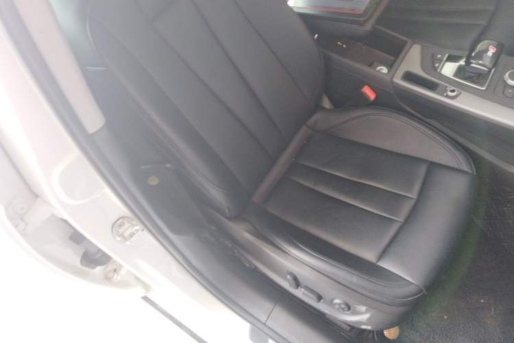 Used Audi A4L 2018 30th Anniversary Edition 40 TFSI Trendy Model
