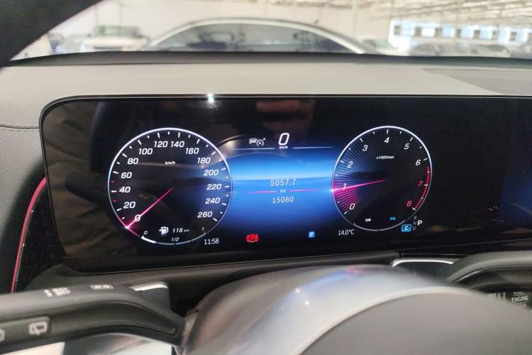 Used Mercedes-Benz GLB 2024 Refresh GLB 220 Fashion Edition Instrument Cluster