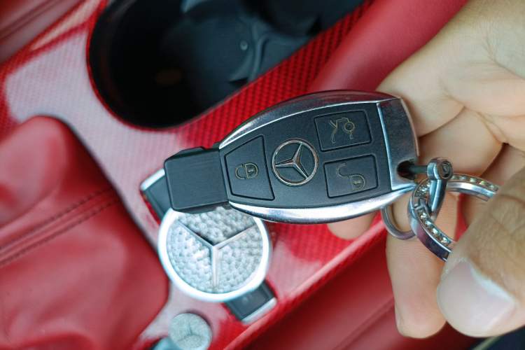 Used Mercedes-Benz SLK-Class 2011 SLK 200 Fashion Model