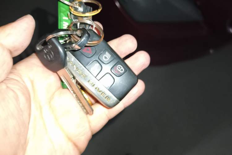 Used Land Rover Range Sport 2010 3.0 TDV6 HSE Diesel Edition Vehicle Key