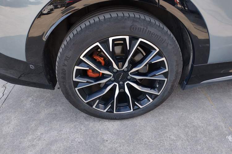 Used Zeekr 7X 2025 100 kWh Long-Range Rear-Wheel Drive with Intelligent Driving Features