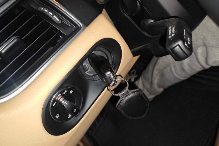 Used Porsche Macan 2016 Macan 2.0T
