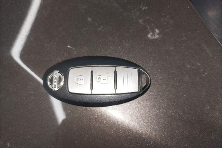 Used Nissan Qashqai 2017 2.0L CVT Luxury Edition China V Standard Vehicle Key