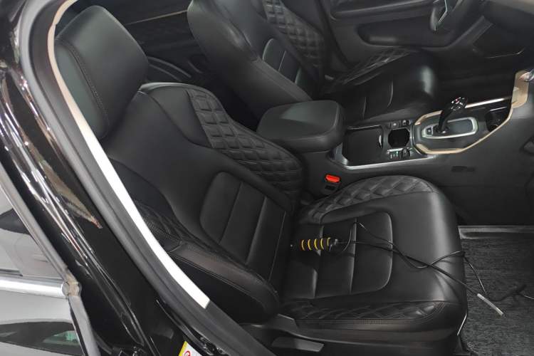 Used Haval H6 2021 1.5 GDIT Automatic Champion Edition Right Front Seat