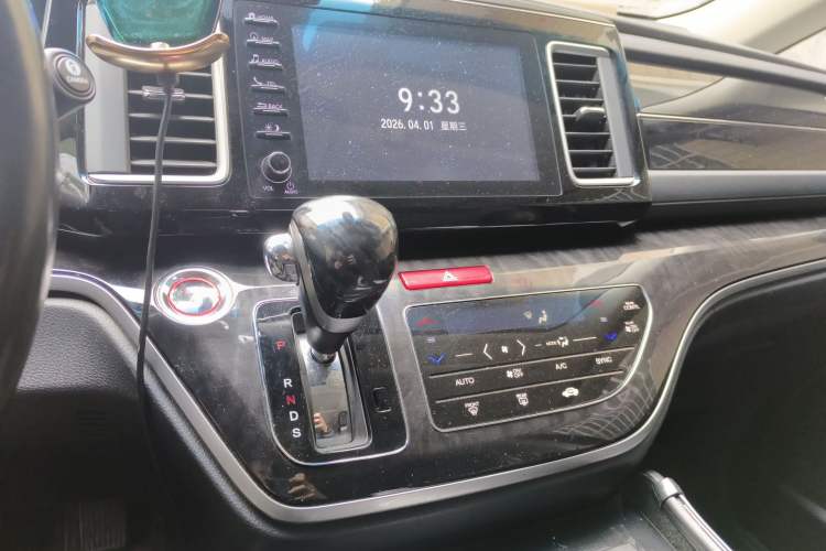 Used Honda Elysion 2019 2.0L Hybrid Supreme Edition
