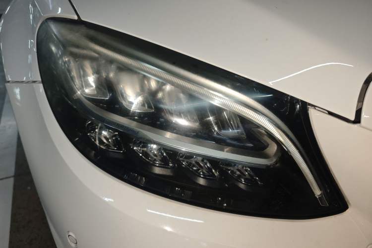 Used Mercedes-Benz C-Class 2019 C 260 L Sport Edition Right Front Headlight