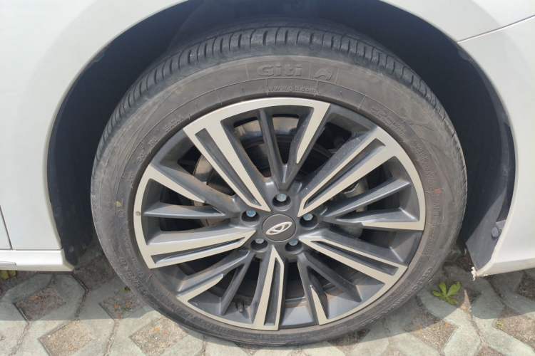 Used Chery Arrizo 8 2022 1.6T DCT Elite Right Front Wheel Hub