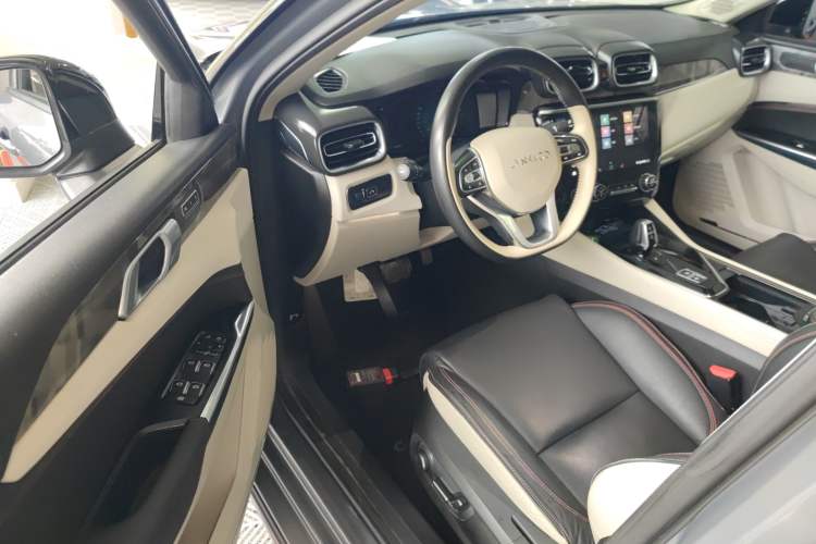 Used Lynk & Co 02 2018 1.5T DCT Two-Wheel Drive Zhaopu Version China V Standard