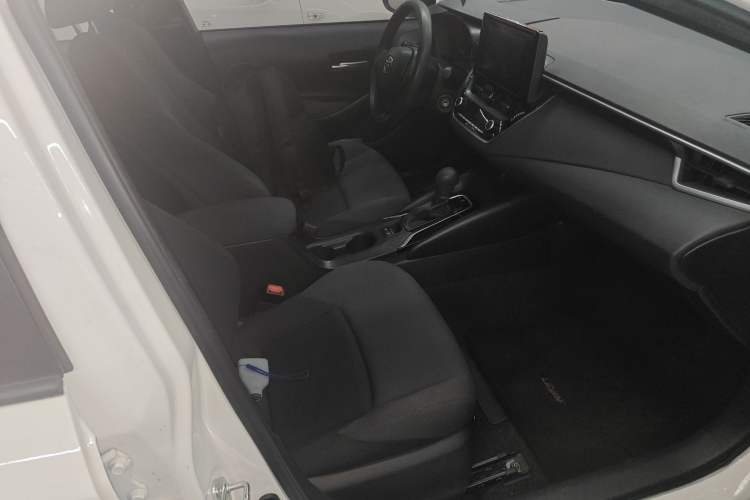 Used Toyota Levin 2022 Facelift TNGA 1.5L CVT Progressive Edition
