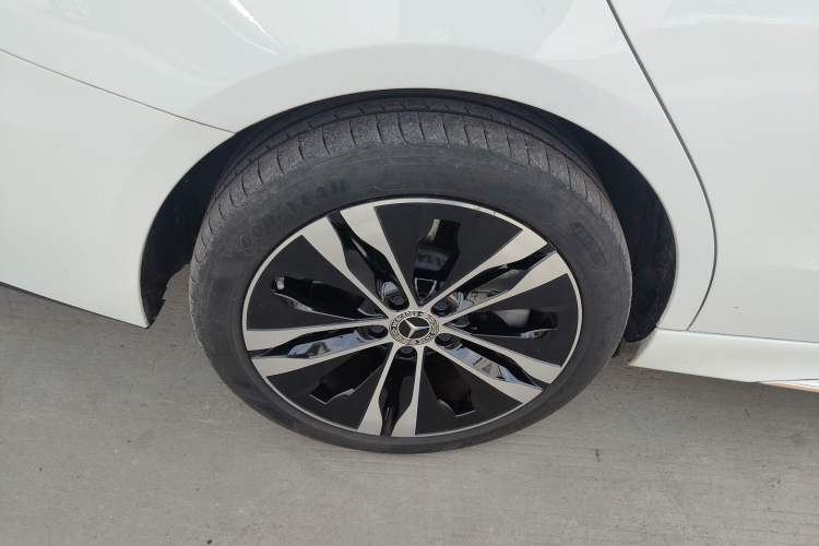 Used Mercedes-Benz C-Class New Energy 2024 Revised Version C 350 eL