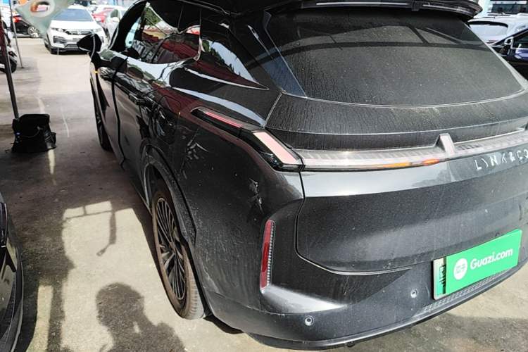 Used Lynk & Co 08 EM-P 2023 120km Long-Range Halo