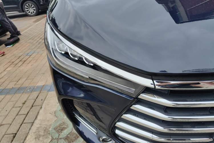Used BYD Song MAX 2018 1.5T Automatic Smart Connect Luxury 7-Seater
