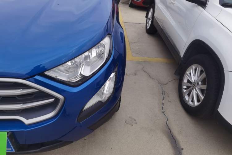 Used Ford EcoSport 2018 1.5L Automatic Platinum Wing Model
