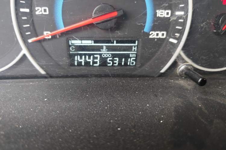 Used Wuling Rongguang V 2016 1.5L Standard Version
