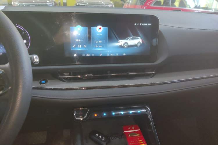 Used Ford Equator Sport 2023 EcoBoost 170 Elite Model Audio And AC Panel