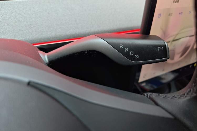 Used Tesla Model Y 2024 Rear-Wheel-Drive Version Gear Lever